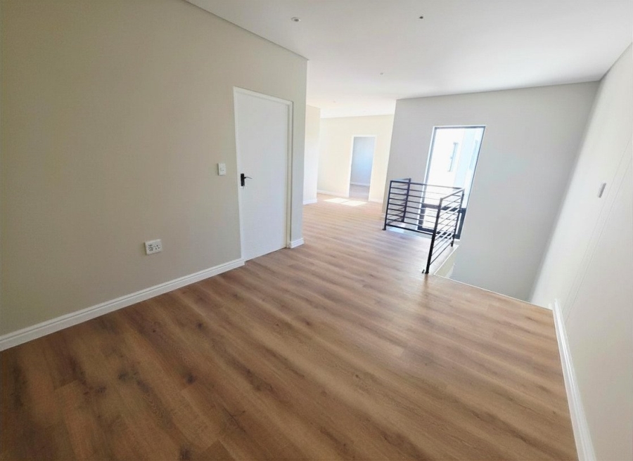 3 Bedroom Property for Sale in Sandown Western Cape